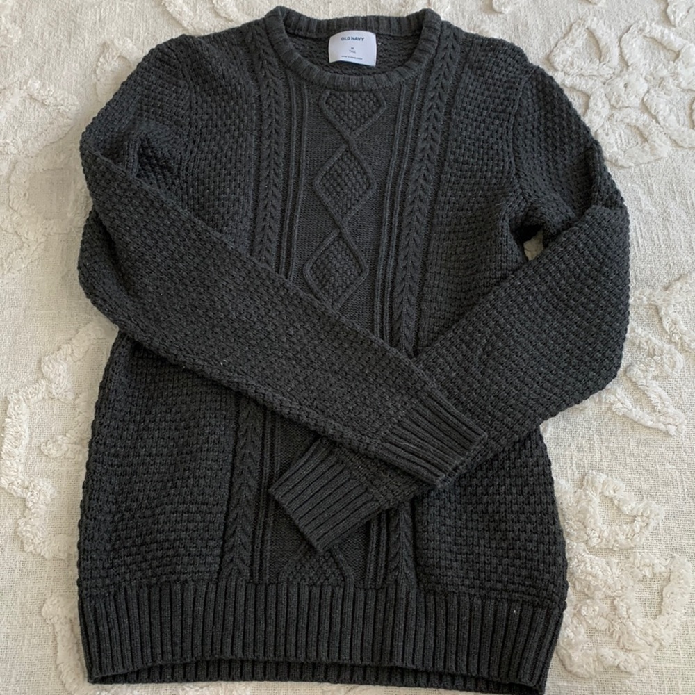 Fisherman style sweater